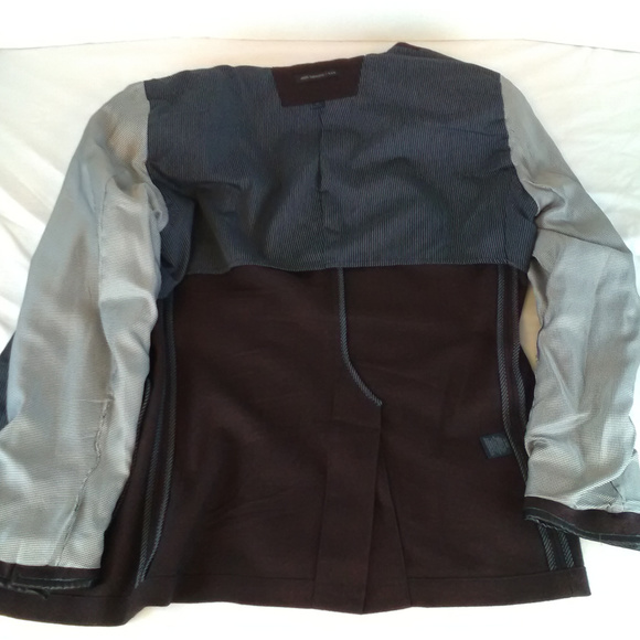 John Varvatos Star USA Burgundy/Black Sports Coat. - Picture 5 of 8